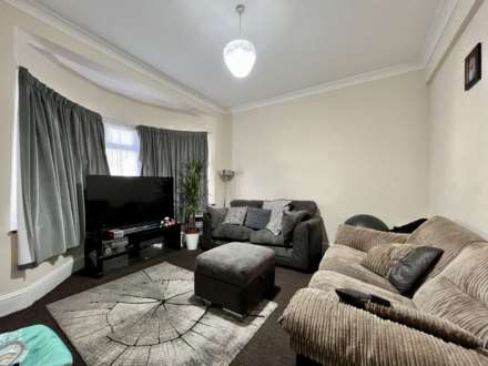 Chestnut Avenue, Forest Gate, E7 0JJ, Image 2