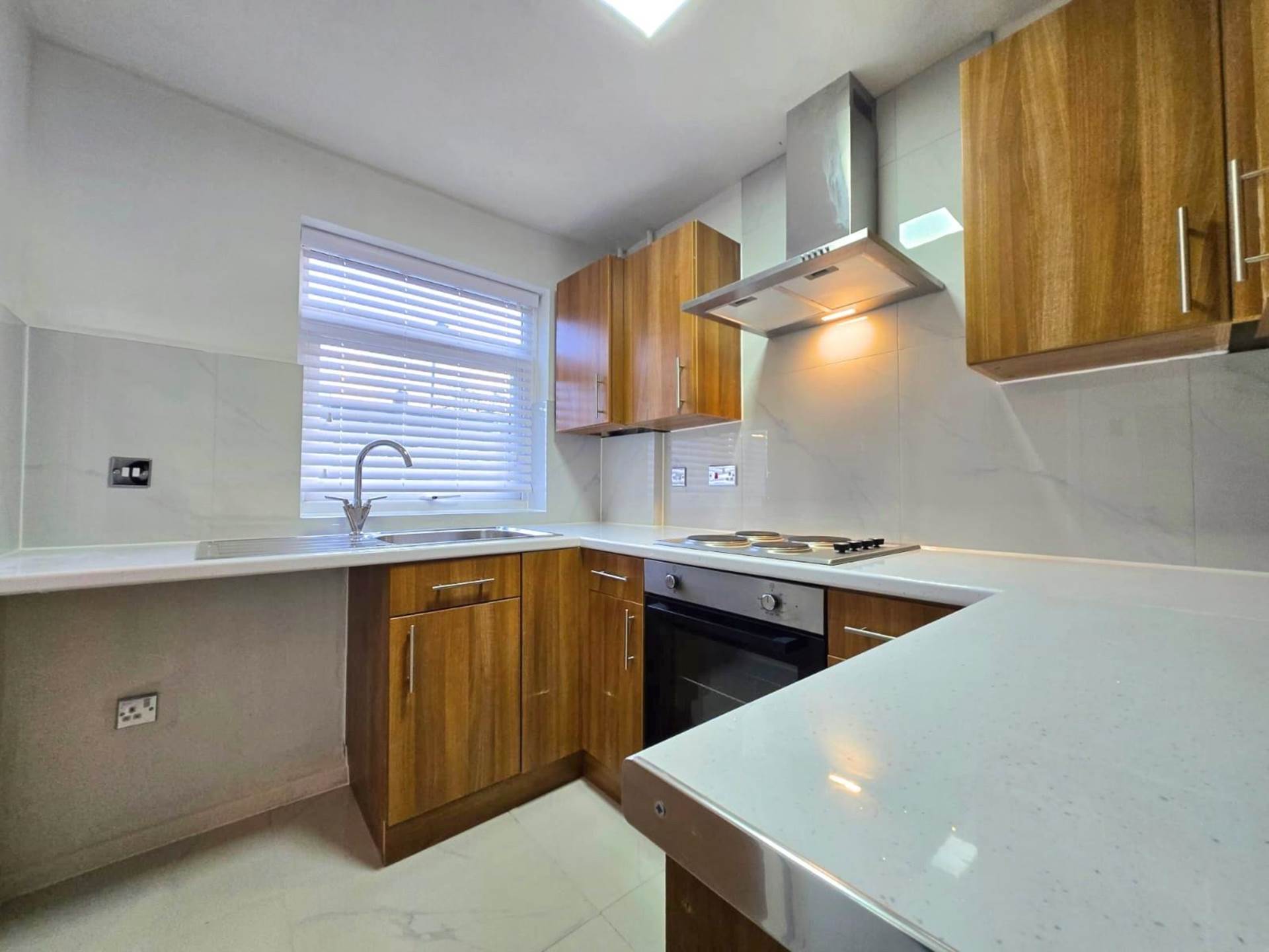 Broadoak Close, London, E4 9AX, Image 2
