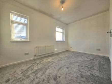 Broadoak Close, London, E4 9AX, Image 7