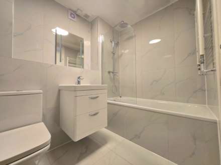 Broadoak Close, London, E4 9AX, Image 9