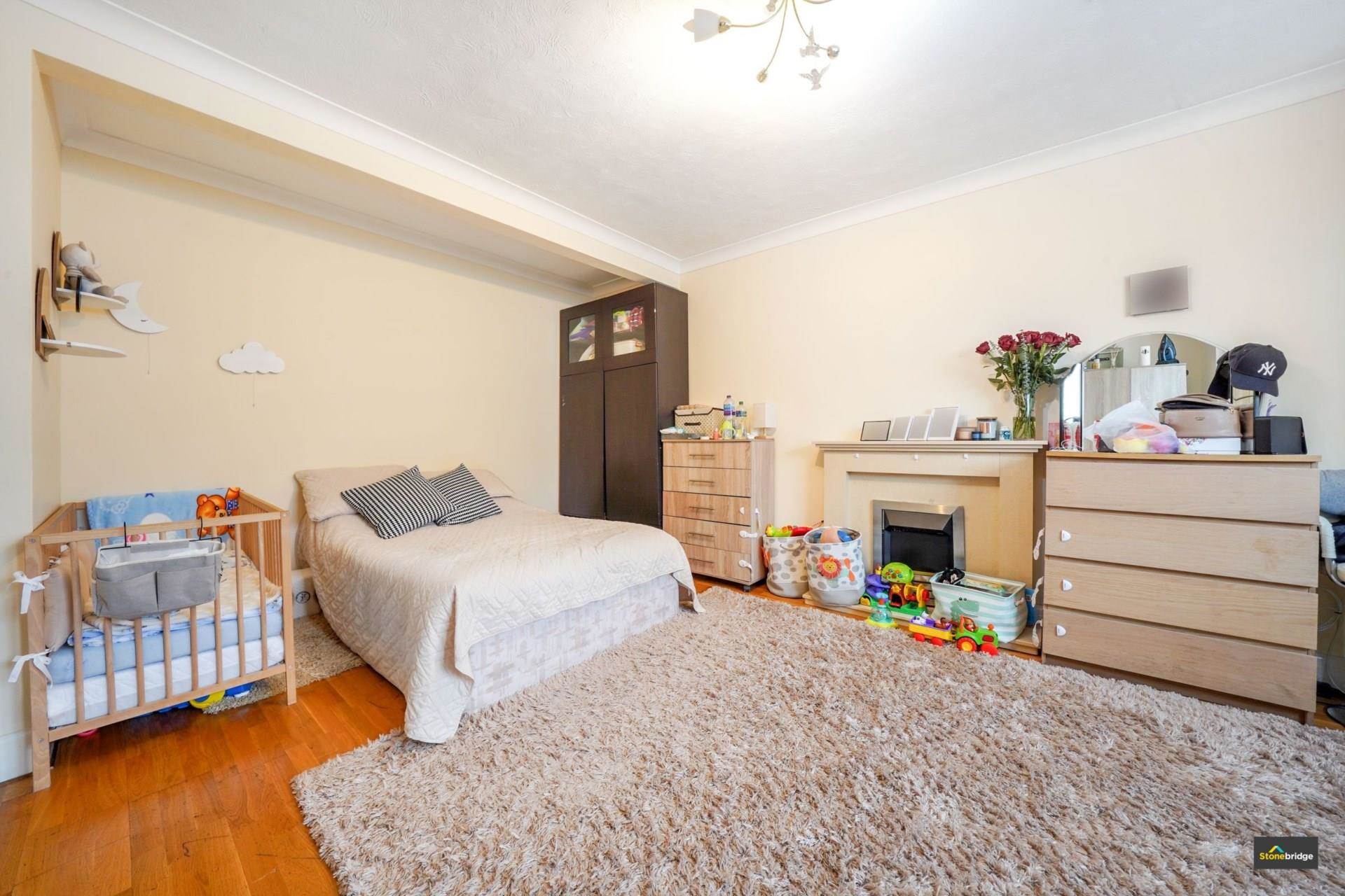 Grangeway Gardens, Redbridge, IG4, Image 6