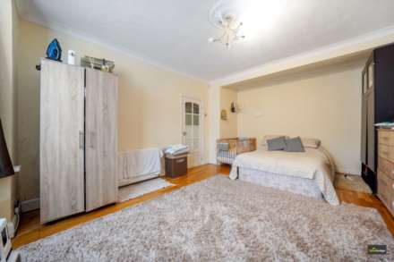 Grangeway Gardens, Redbridge, IG4, Image 11