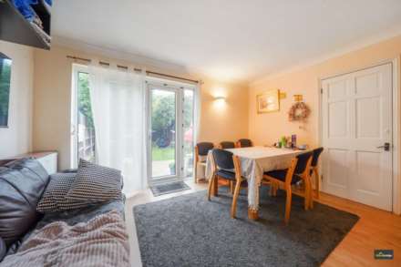Grangeway Gardens, Redbridge, IG4, Image 3
