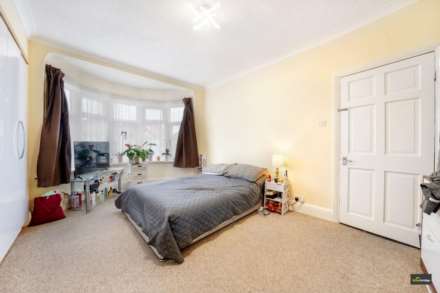 Grangeway Gardens, Redbridge, IG4, Image 8