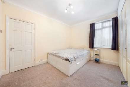 Grangeway Gardens, Redbridge, IG4, Image 9