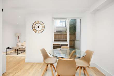 Kempton Mews, East Ham, E6 2BF, Image 1