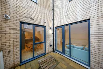 Kempton Mews, East Ham, E6 2BF, Image 12