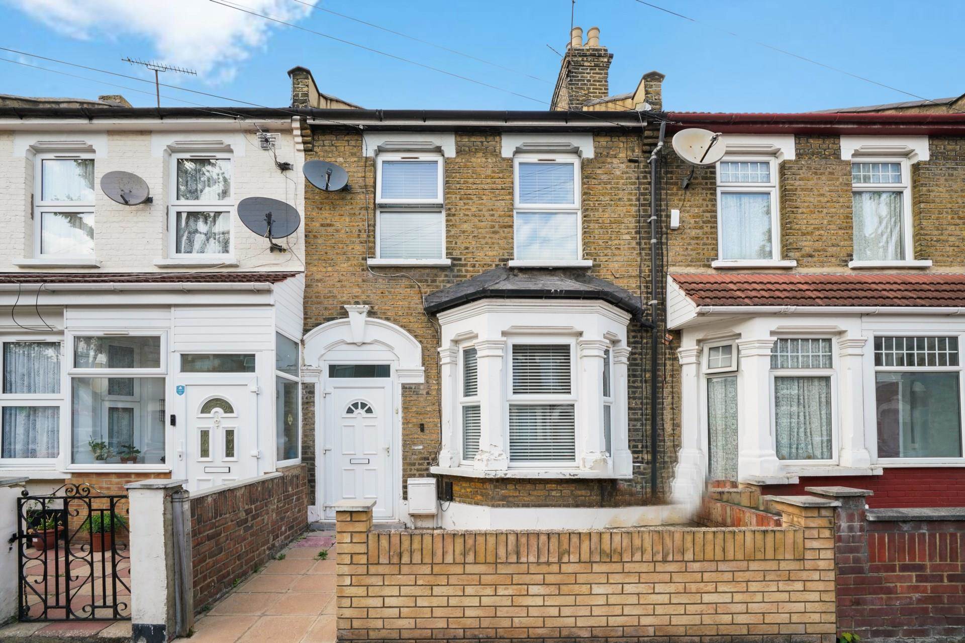 Kempton Road, London, E6, Image 1
