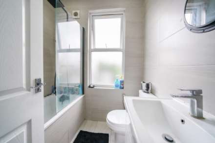 Kempton Road, London, E6, Image 9