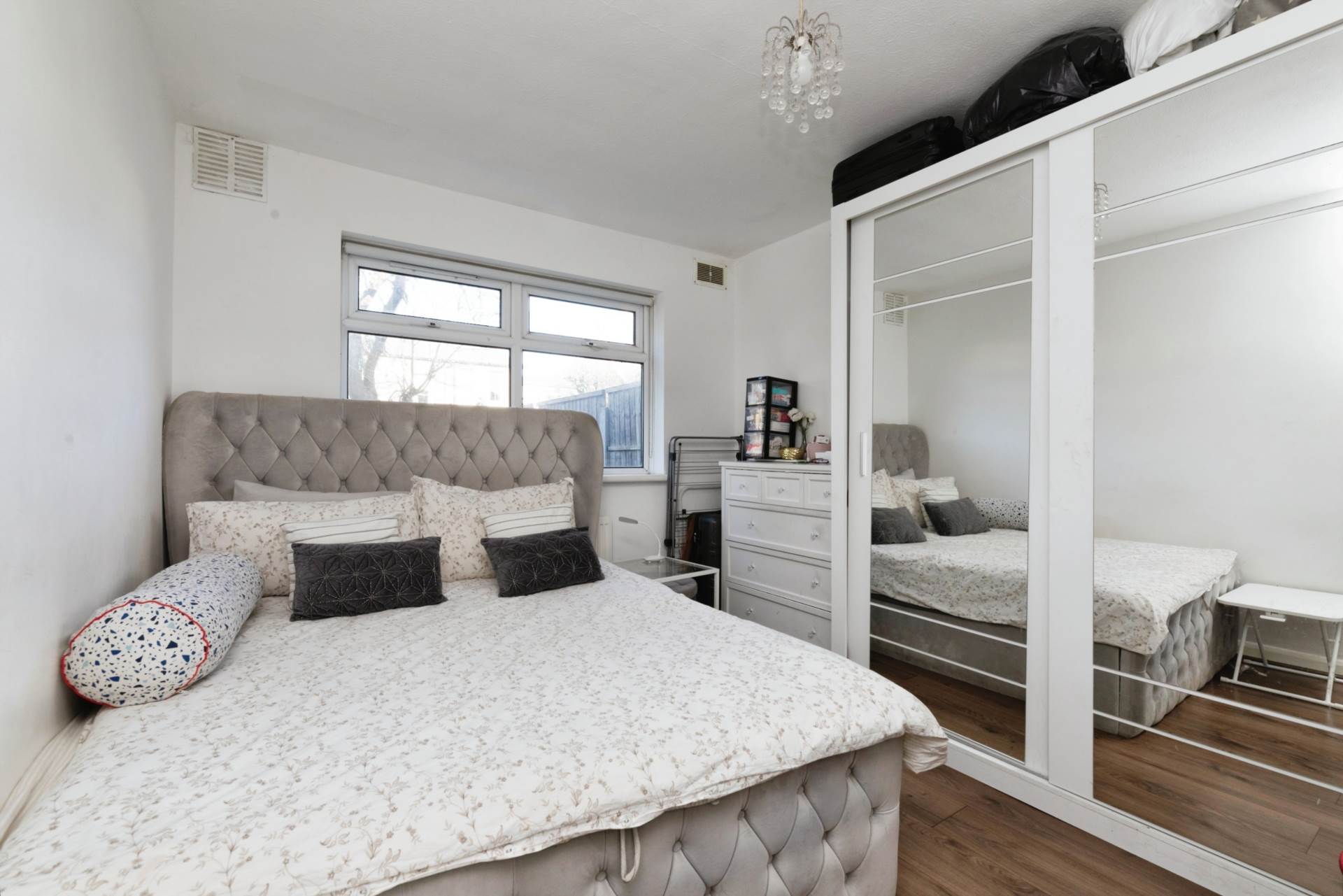Windsor Road, London, E7, Image 7