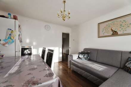 Windsor Road, London, E7, Image 3