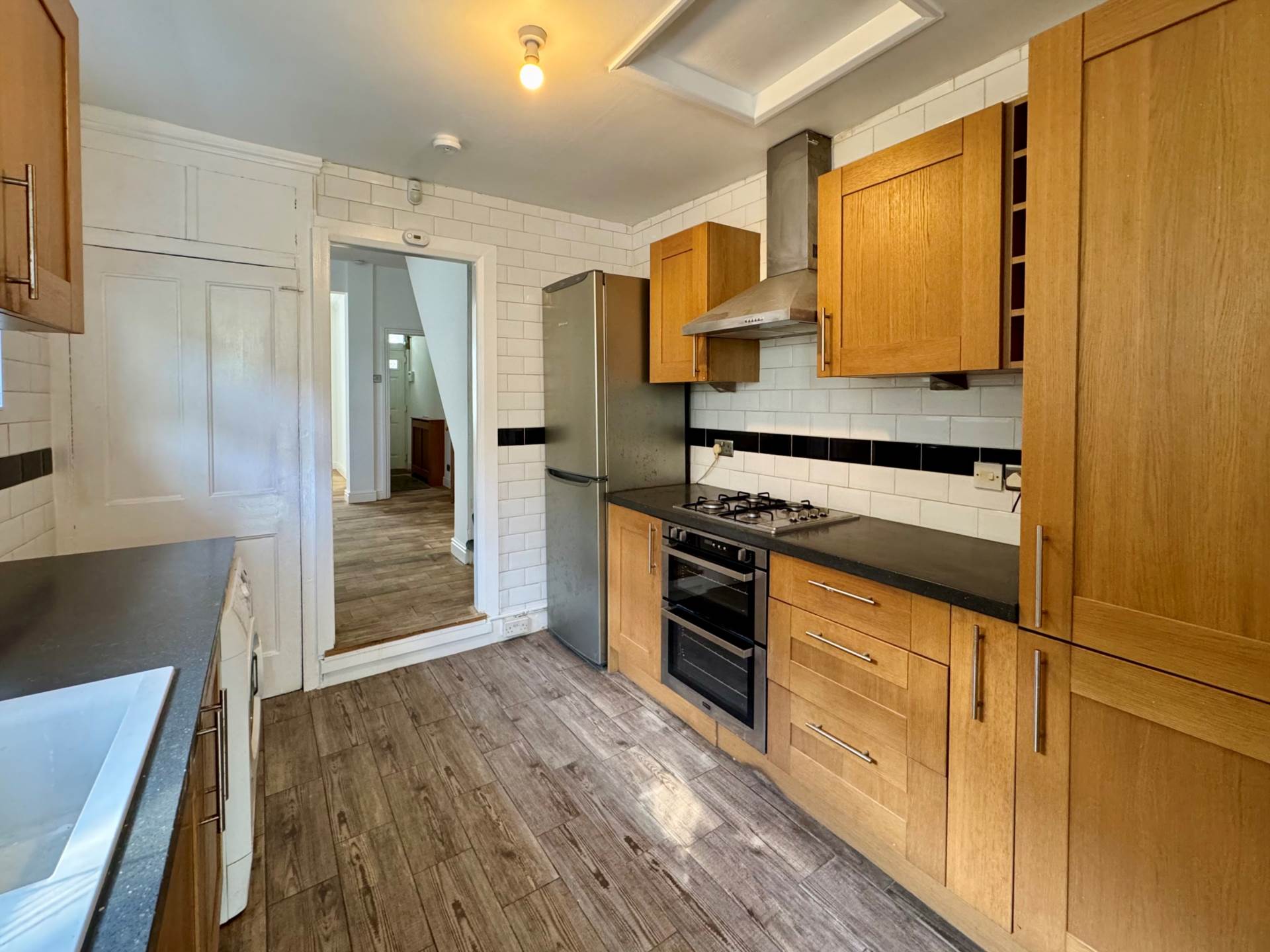 Pulleyns Avenue, East Ham, E6, Image 4