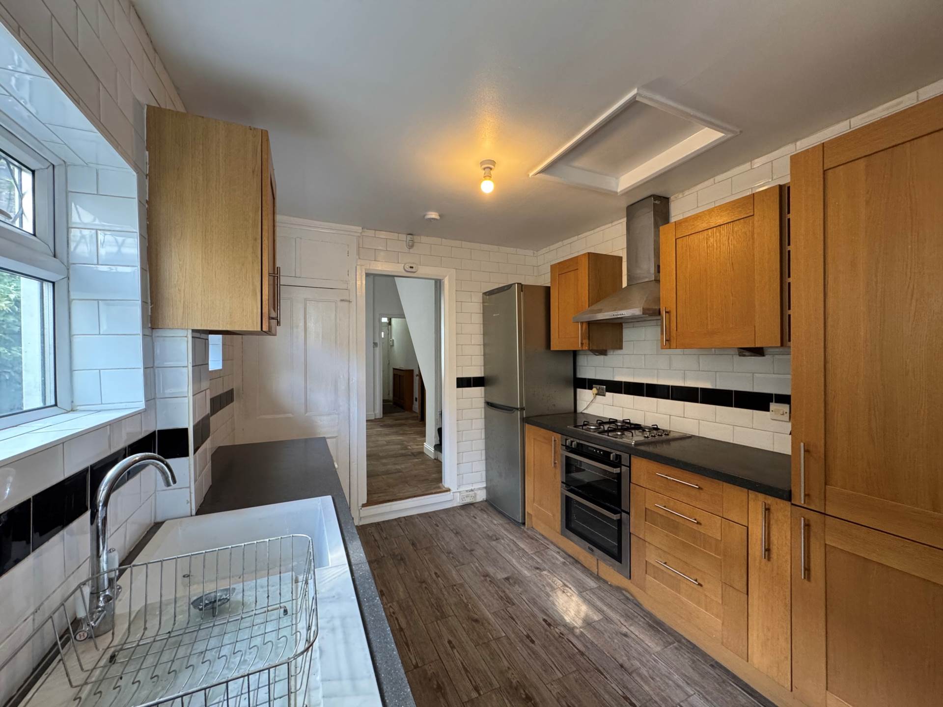 Pulleyns Avenue, East Ham, E6, Image 5