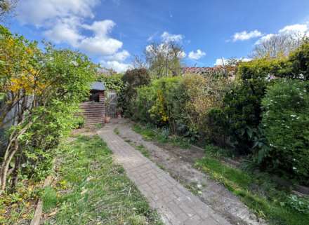 Pulleyns Avenue, East Ham, E6, Image 12