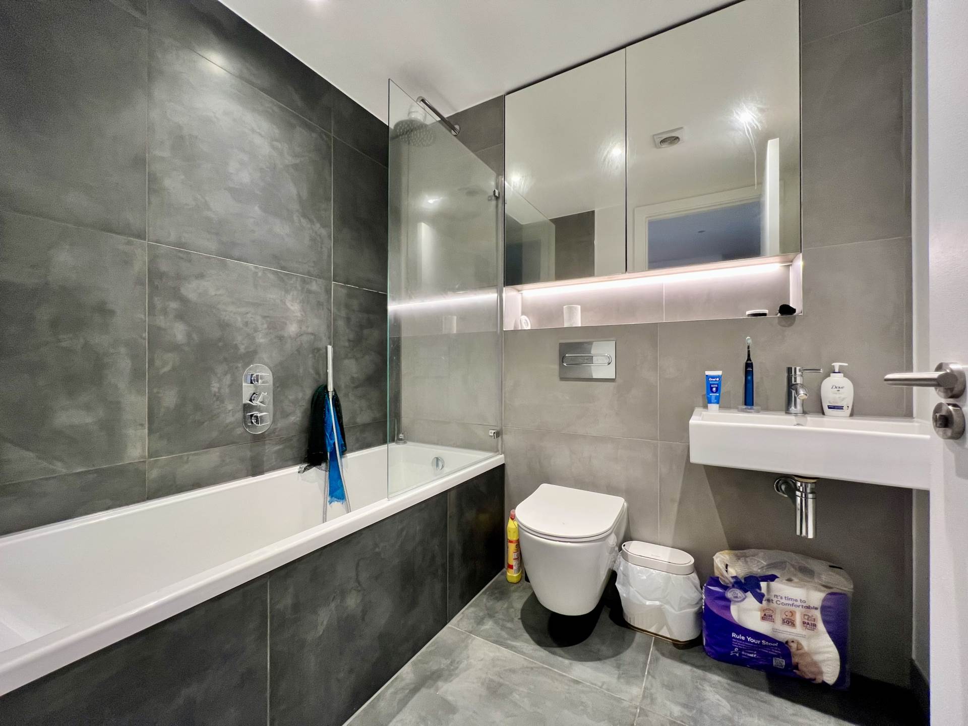 Southern Road, London, E13 9JD, Image 9