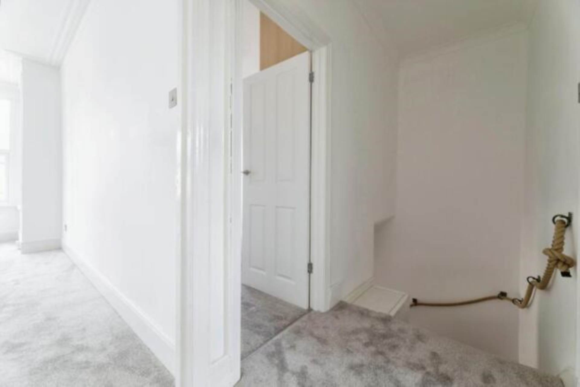 Warwick Gardens, Ilford, IG1 4LE, Image 10