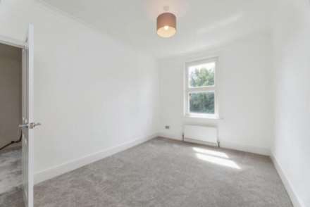 Warwick Gardens, Ilford, IG1 4LE, Image 5
