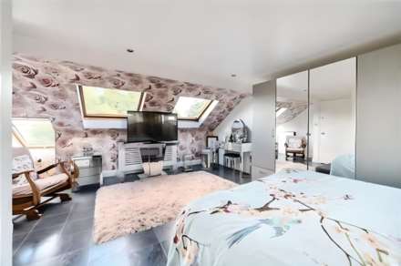 Fletcher Lane, Leyton, E10, Image 8