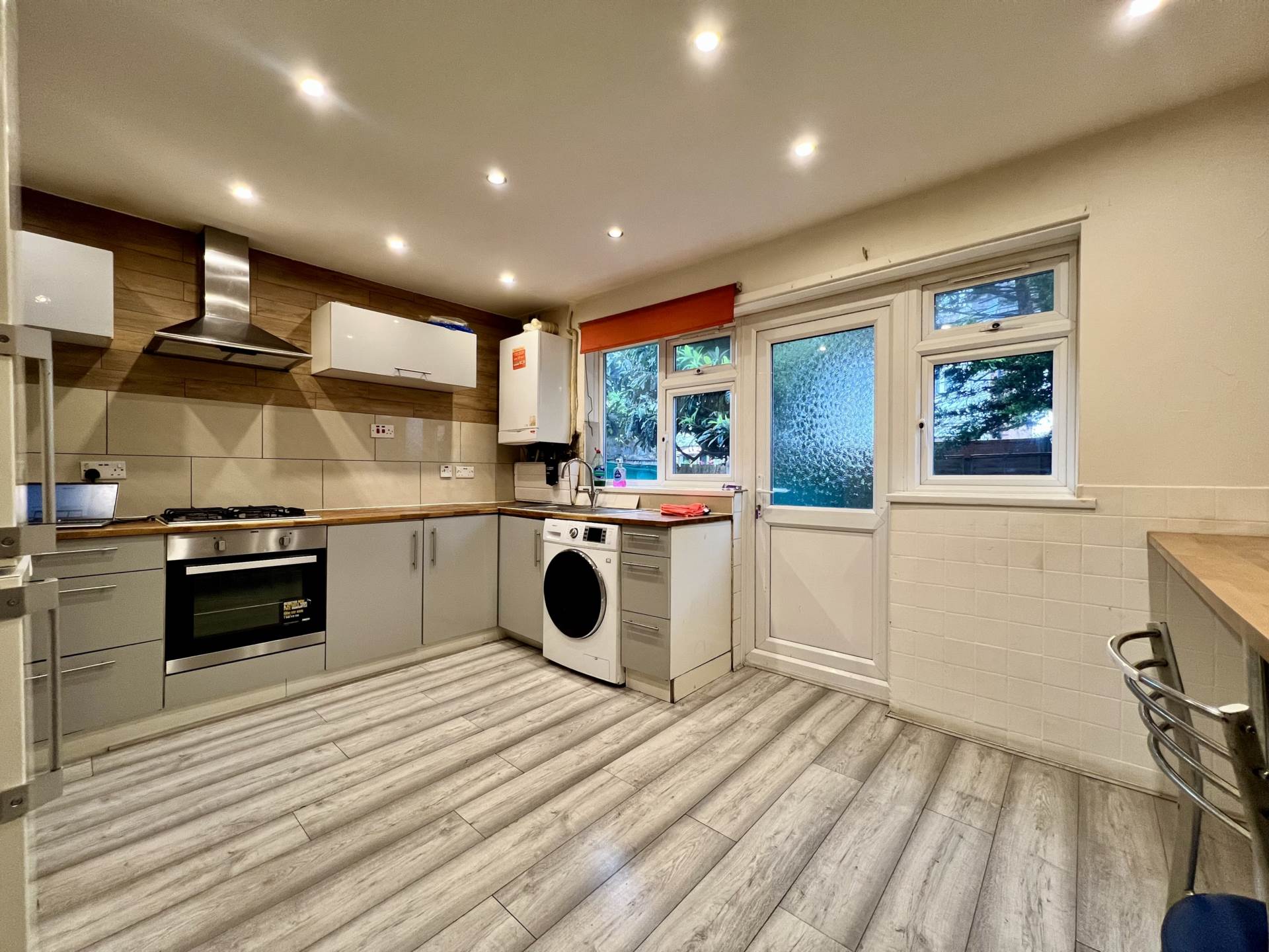 Atkinson Road, London, E16 3LR, Image 6