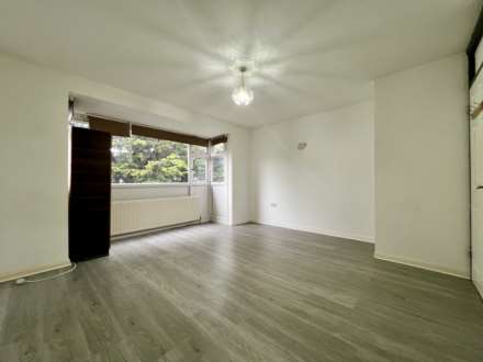3 Bedroom Terrace, Atkinson Road, London, E16 3LR
