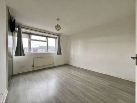 Atkinson Road, London, E16 3LR, Image 2