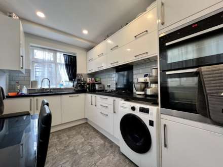 Olive Road, Plaistow, E13 9PU, Image 4