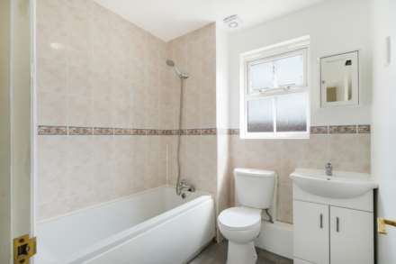 Rose Court, Ilford, IG1, Image 8