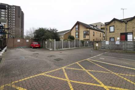Redclyffe Road, London, E6, Image 15