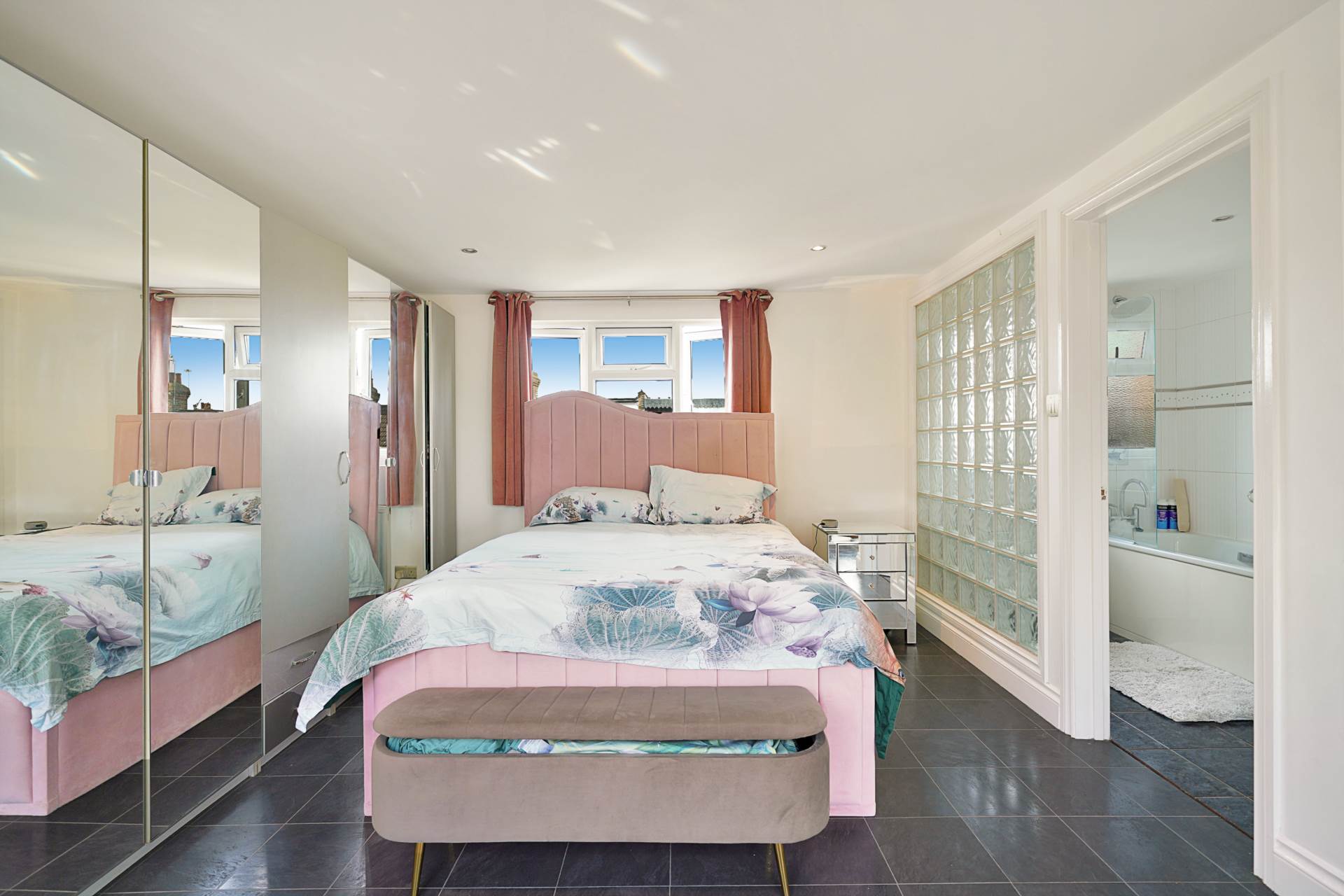 Fletcher Lane, Leyton, E10, Image 13