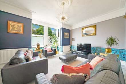 Fletcher Lane, Leyton, E10, Image 4