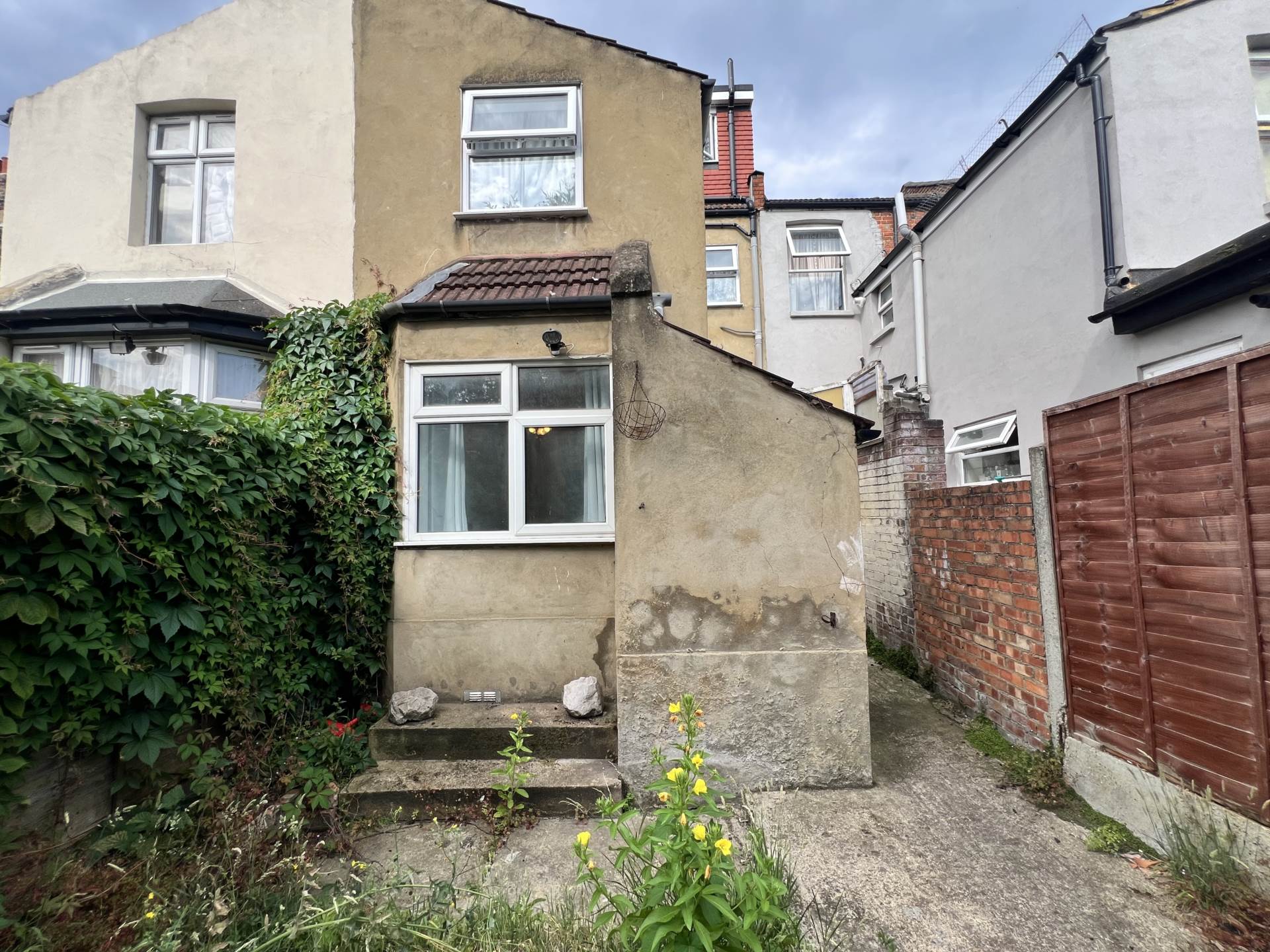 Dersingham Avenue, London, E12 6JX, Image 8