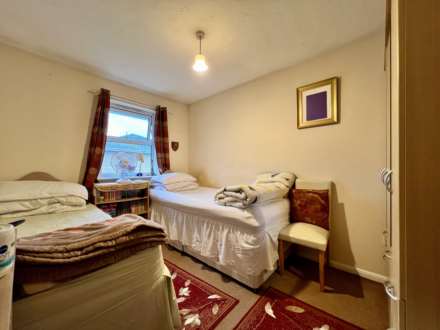 Cowleaze, Beckton, E6 6WX, Image 8