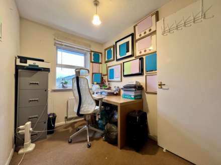 Cowleaze, Beckton, E6 6WX, Image 9