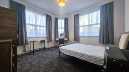 Romford Road, Manor Park, E12 5AQ, Image 1