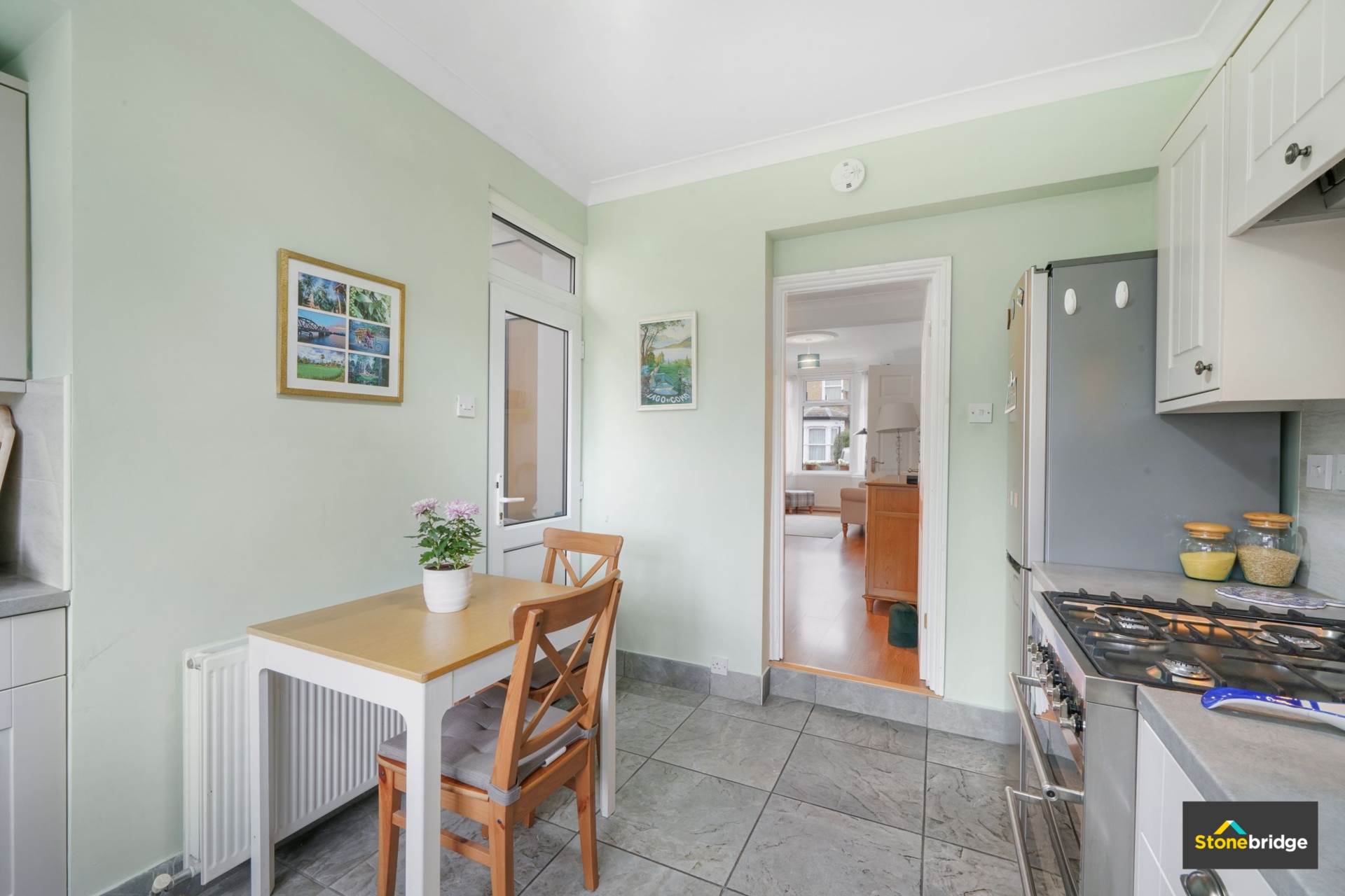 Hatherley Gardens, East Ham, E6, Image 6