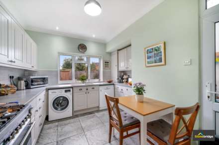 Hatherley Gardens, East Ham, E6, Image 5