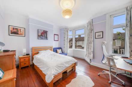 Hatherley Gardens, East Ham, E6, Image 8