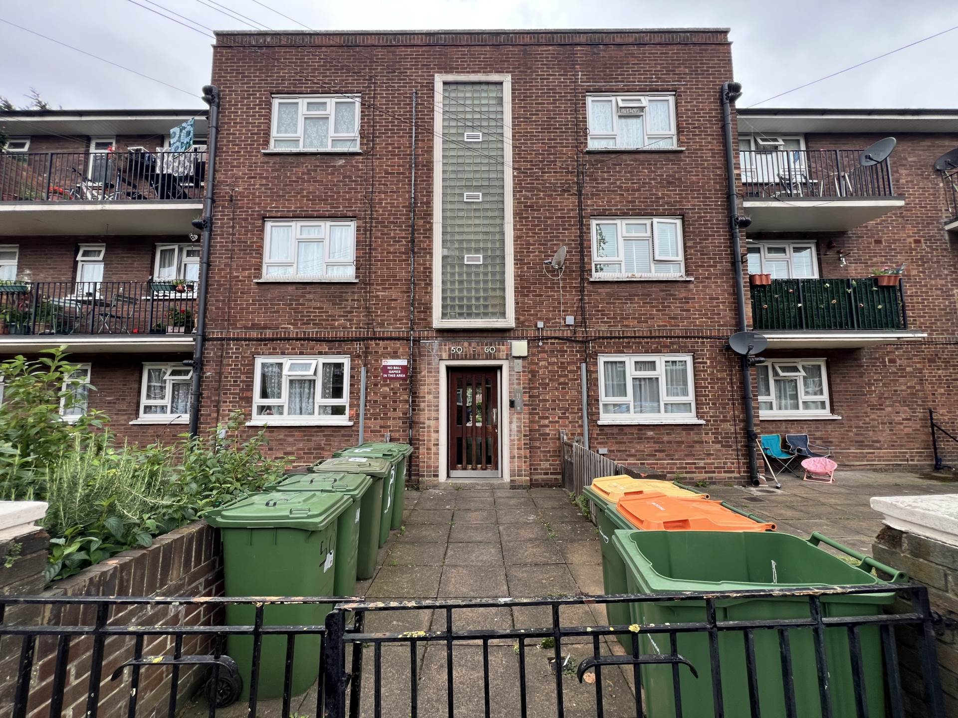 Harcourt Avenue, London, E12, Image 1