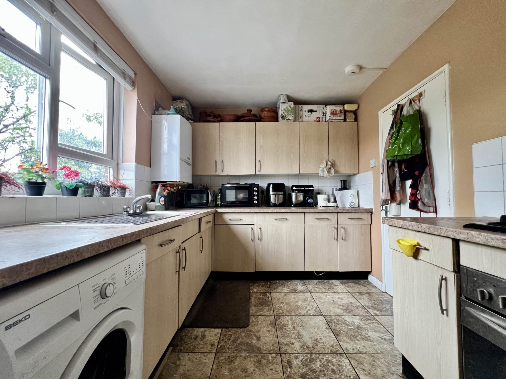 Harcourt Avenue, London, E12, Image 2