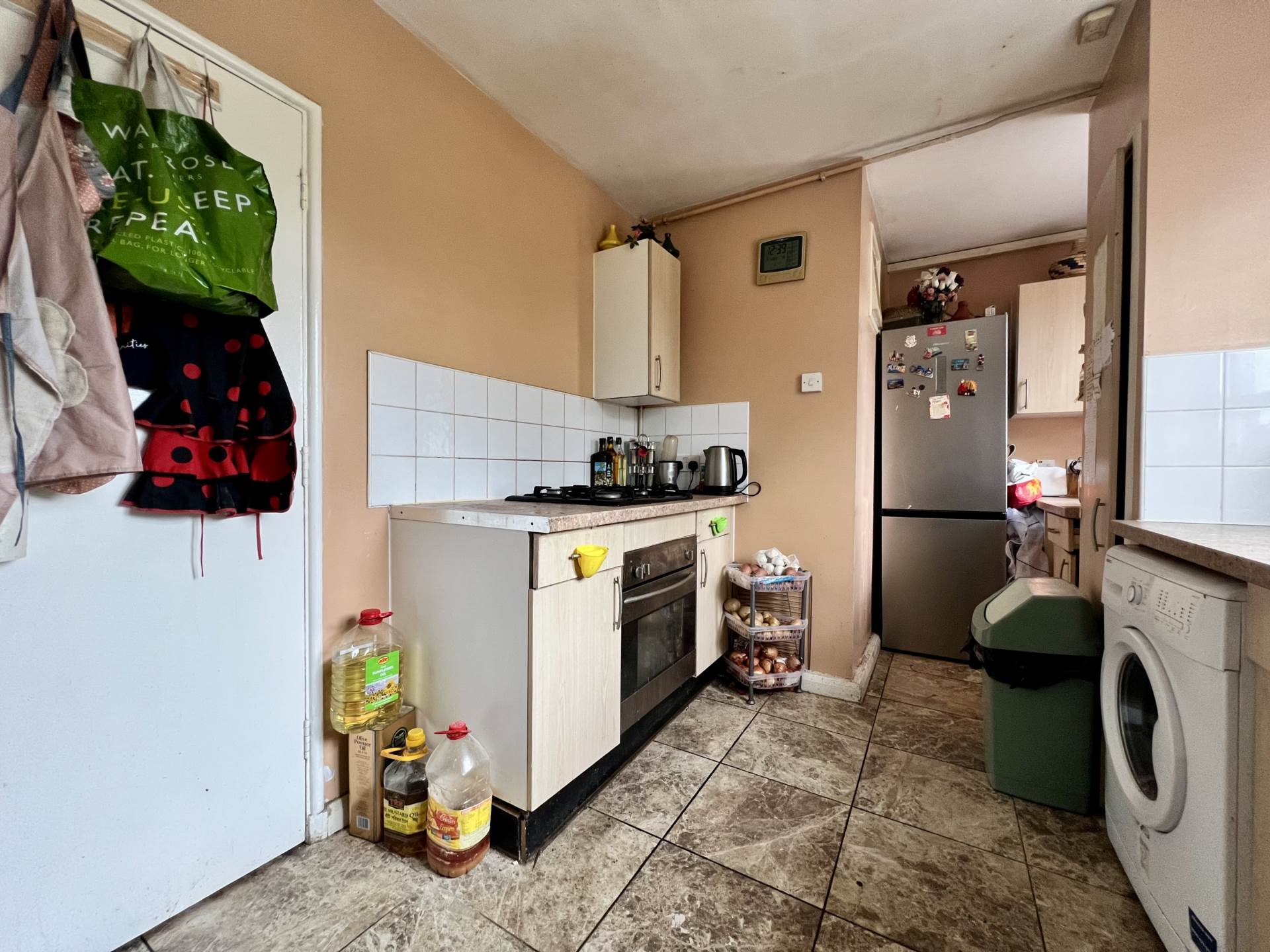 Harcourt Avenue, London, E12, Image 3
