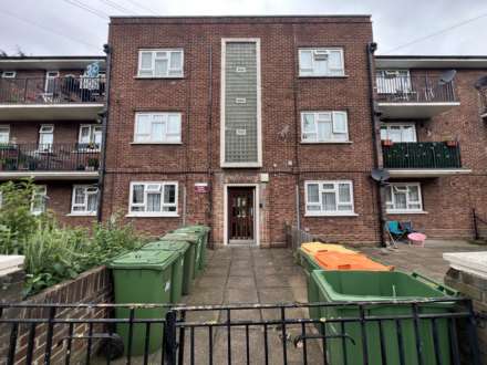 Harcourt Avenue, London, E12