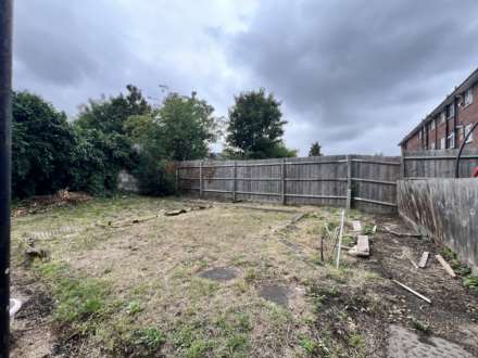 Harcourt Avenue, London, E12, Image 11