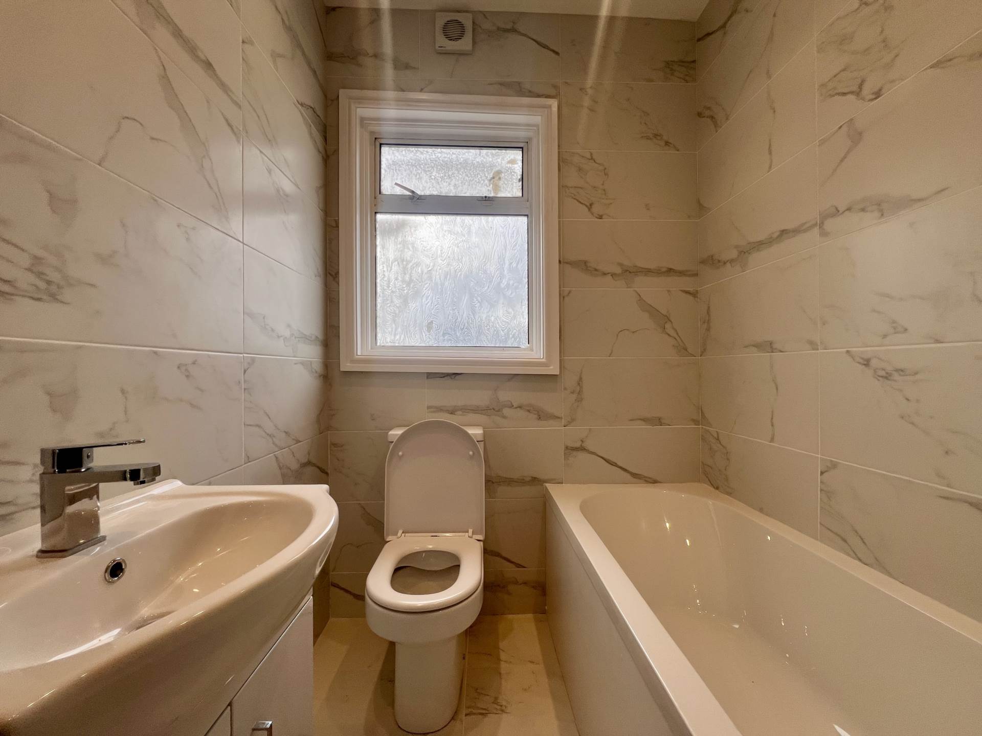 Lathom Road, East Ham, E6 2DX, Image 7