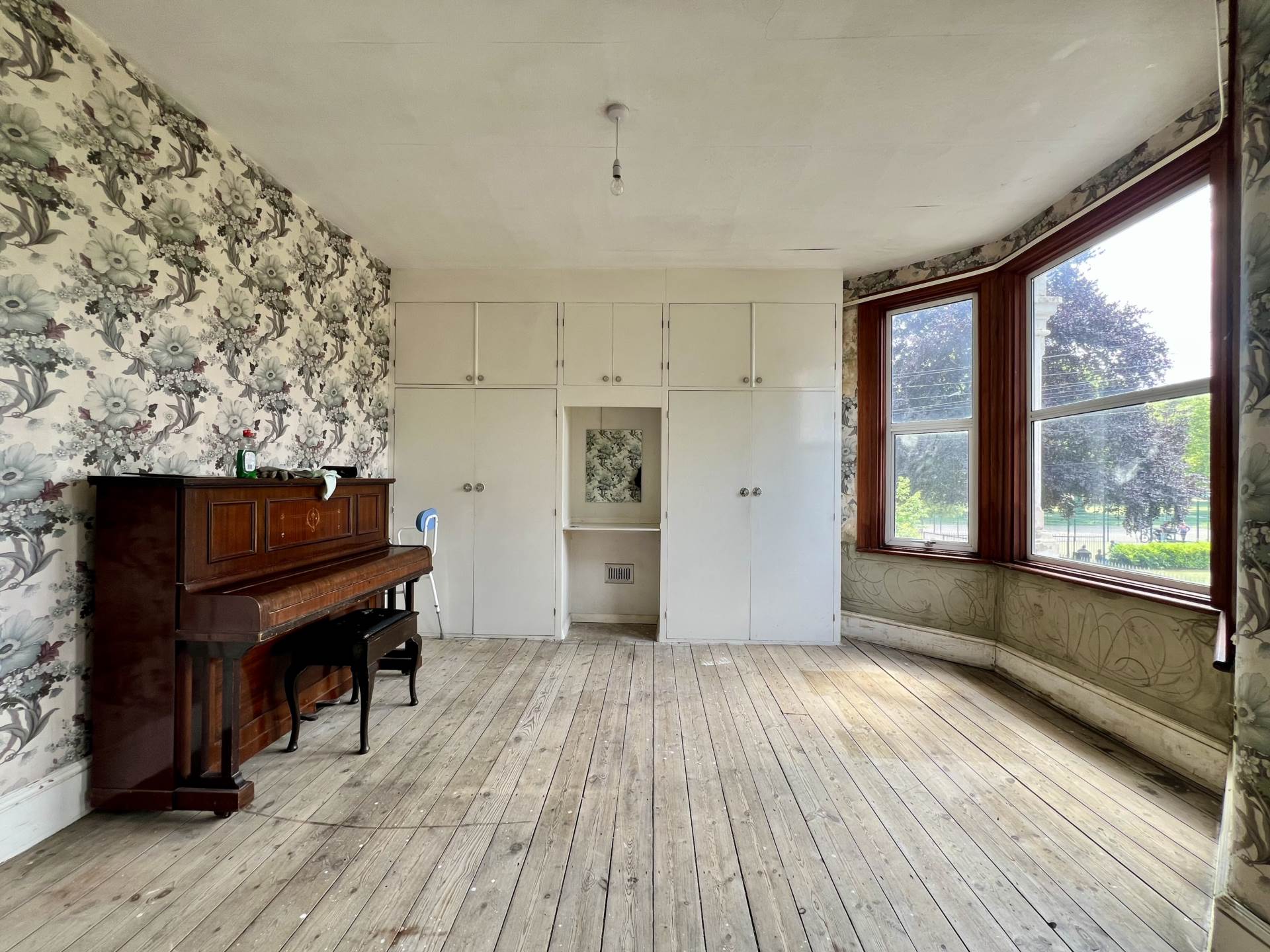 Woodhouse Grove, Manor Park, E12 6SR, Image 10