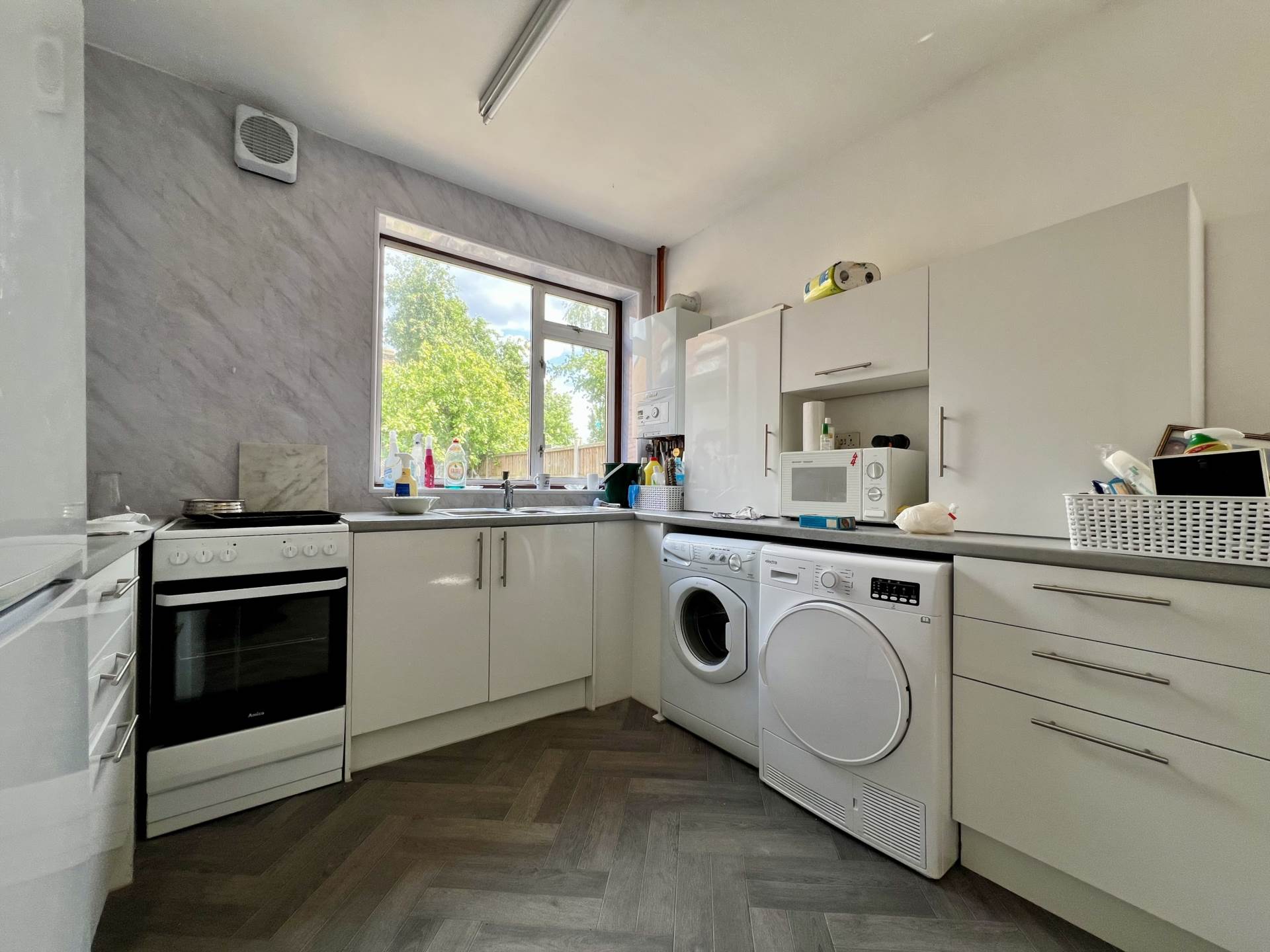 Woodhouse Grove, Manor Park, E12 6SR, Image 5
