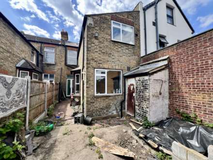 Woodhouse Grove, Manor Park, E12 6SR, Image 12