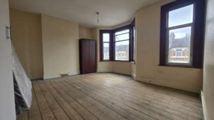 Henley Road, Ilford, IG1, Image 10