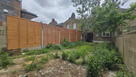 Henley Road, Ilford, IG1, Image 13