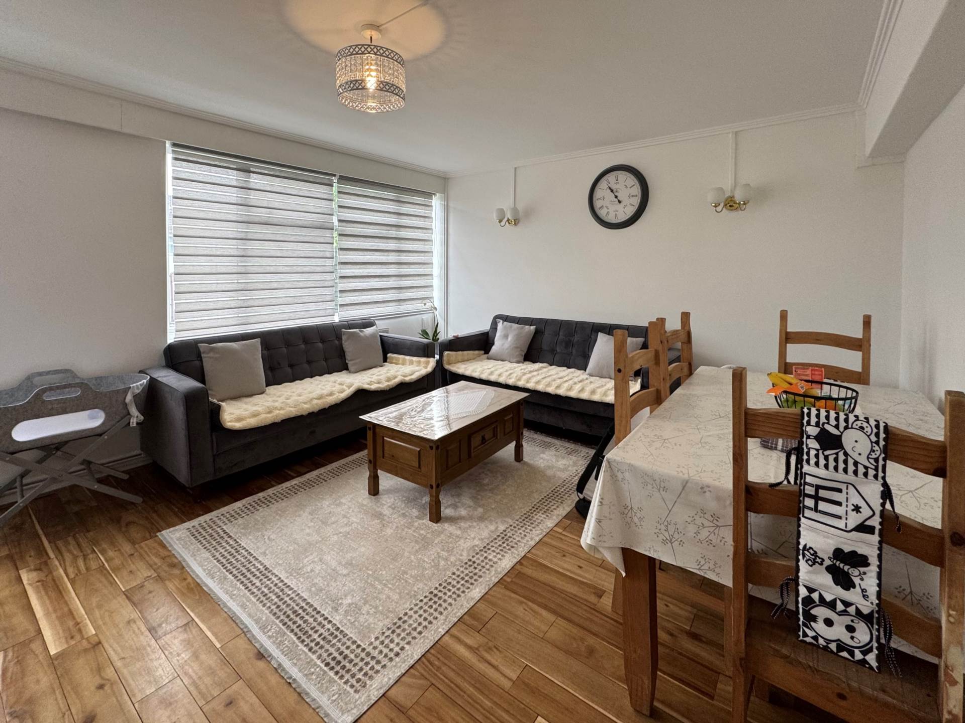 Beale Close, Palmers Green, N13, Image 1