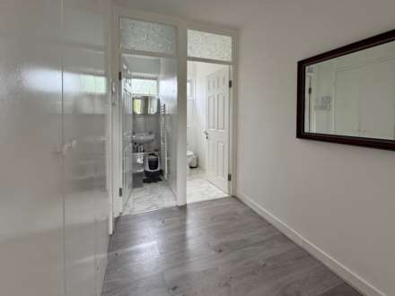 Beale Close, Palmers Green, N13, Image 5